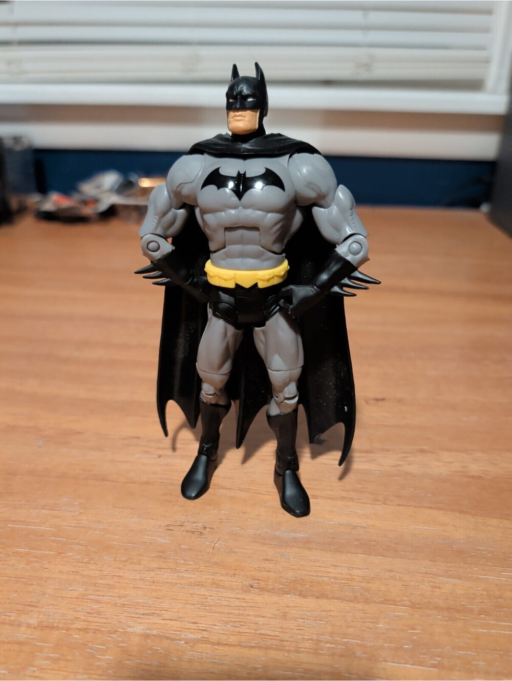 DC Universe Classics 6" Mattel Classic Comic Gray Suit Batman As Shown SB33